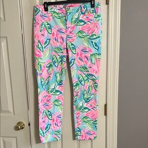 Lilly Pulitzer Pink and Green Floral Cropped Pants